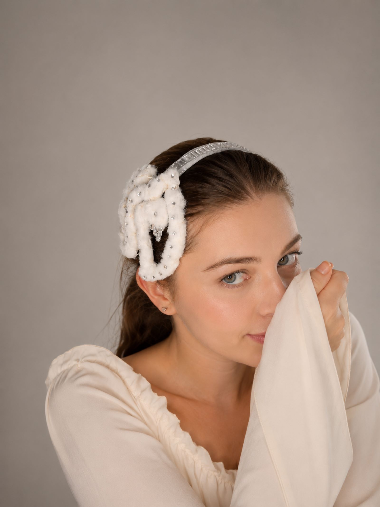 Swan Gleam Headband - Görsel 3